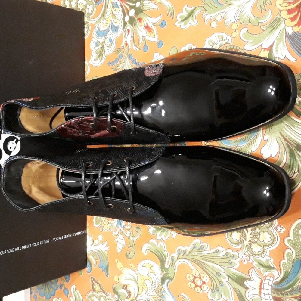 Fluevog Gambino Ankle Boot - Navy Patent